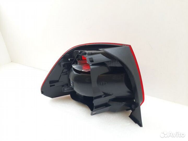 Фонарь правый Volkswagen Polo 5 2015-2020