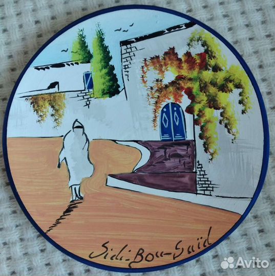 Декоративные глиняные тарелки