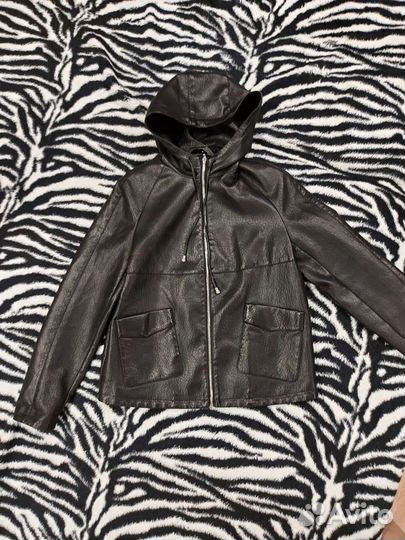 Куртка кожаная женская 46 размер