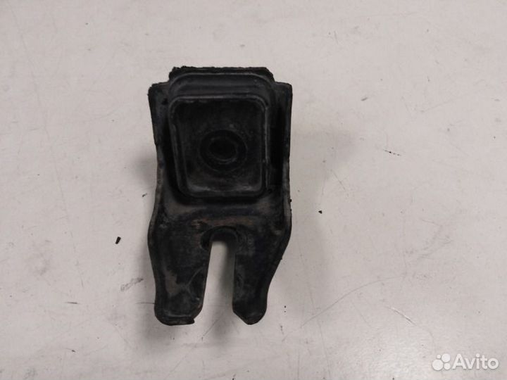 Кронштейн передней балки левый Honda Crosstour TF3