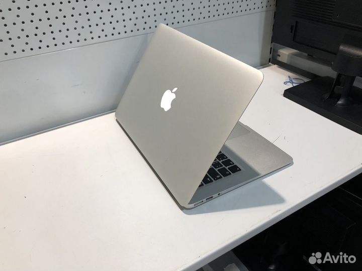 Apple MacBook Air 13