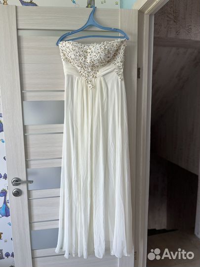 Вечернее платье