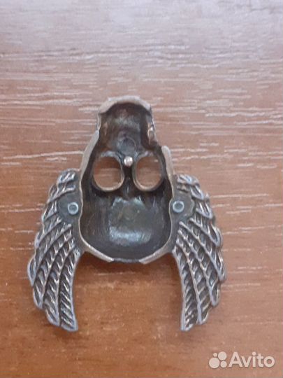 Украшение череп из металла