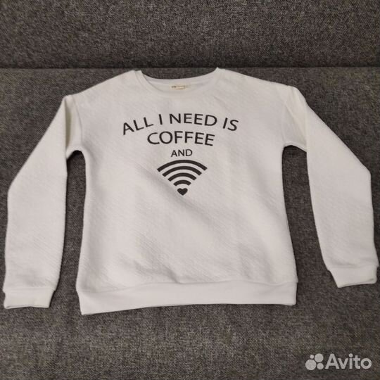 Ostin свитшот,р.44-46