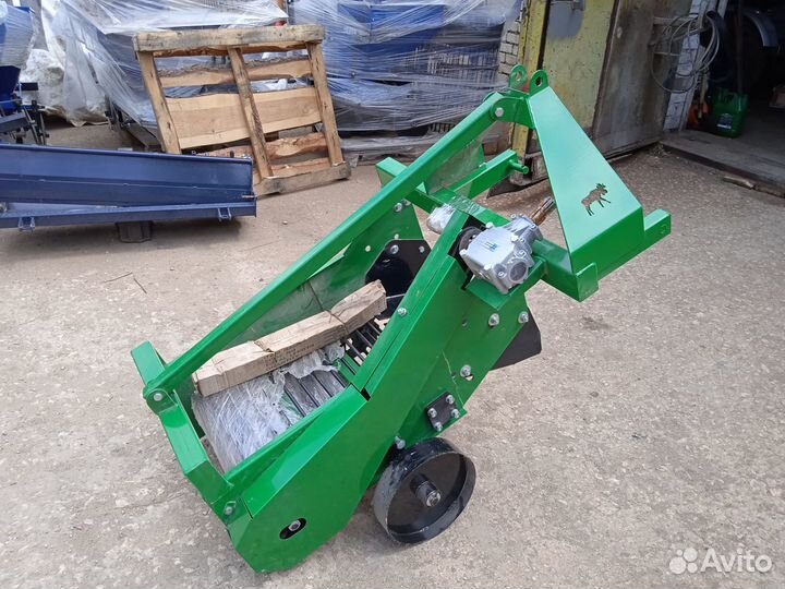 Копатель корнеплодов УРАЛЕЦ КК-540, 2024