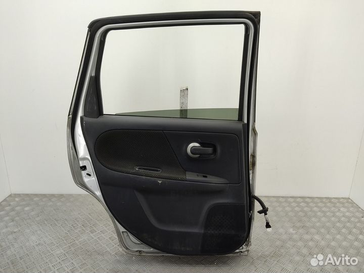 Дверь боковая Nissan Note E11 (2006-2013)