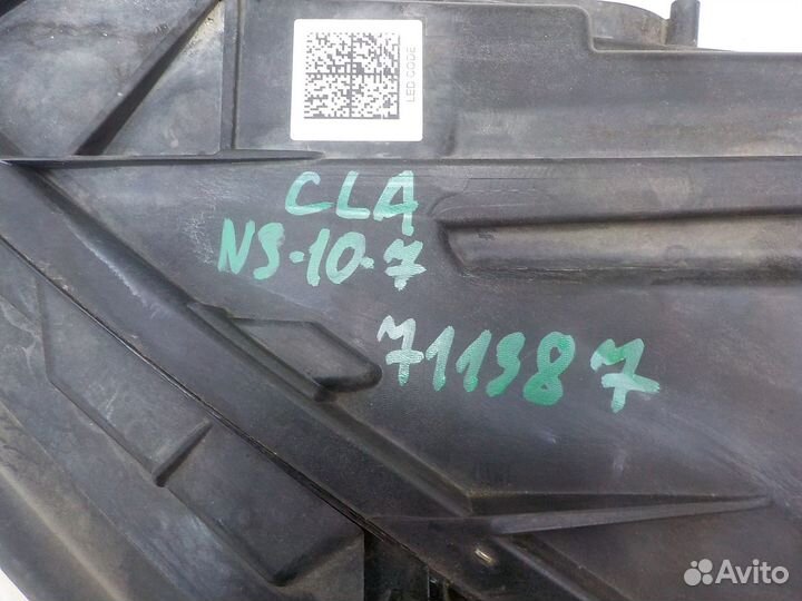 Фара левая Mercedes-Benz CLA-Class