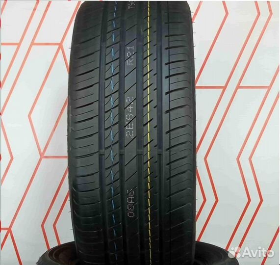Arivo Ultra ARZ5 275/40 R21 107W