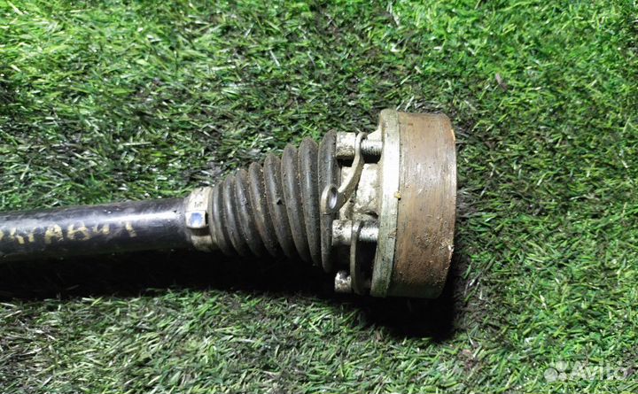 Полуось передняя (привод) Skoda Octavia