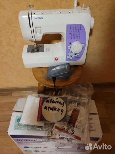 Швейная машина Brother