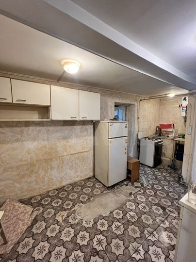 2-к. квартира, 77 м², 1/3 эт.