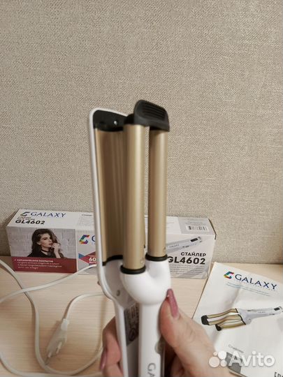 Стайлер для завивки волос (плойка)