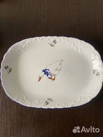 Блюдо фарфор гуси