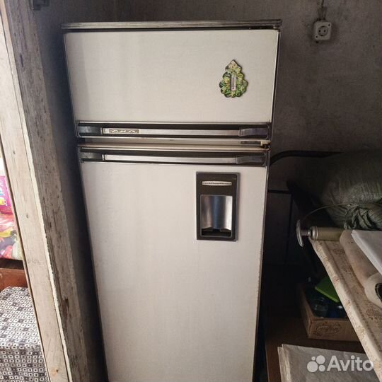 Холодильник бу