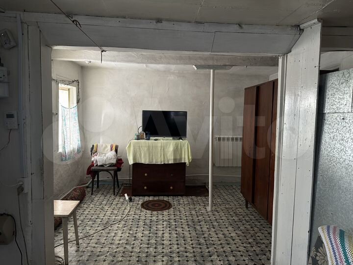 Дом 30,3 м² на участке 9 сот.