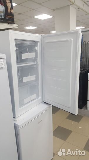 Морозильная камера новая Hisense