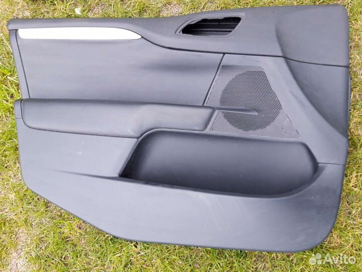 Обшивки дверей Citroen C4 B7 седан