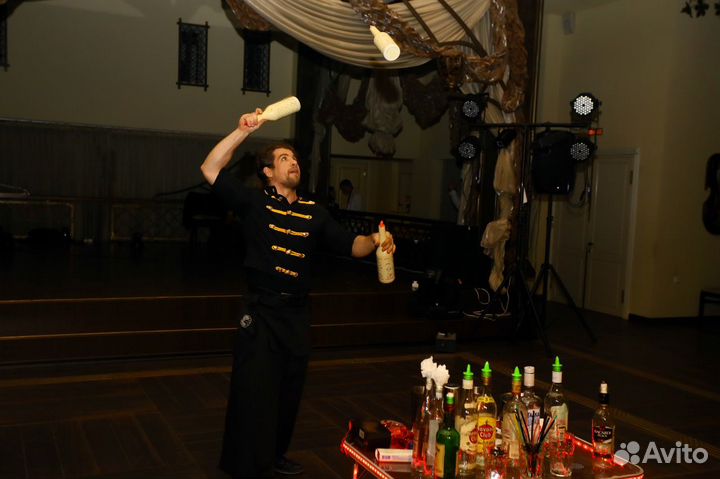 Бармен Шоу. Выездной Бар. Пирамида Шампанского