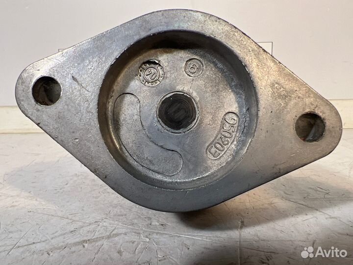 Ролик натяжной в сборе новый Opel Astra F