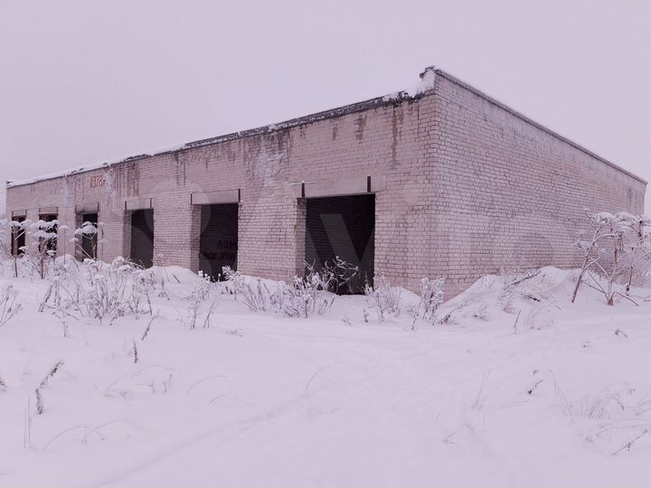 Гараж, > 30 м²