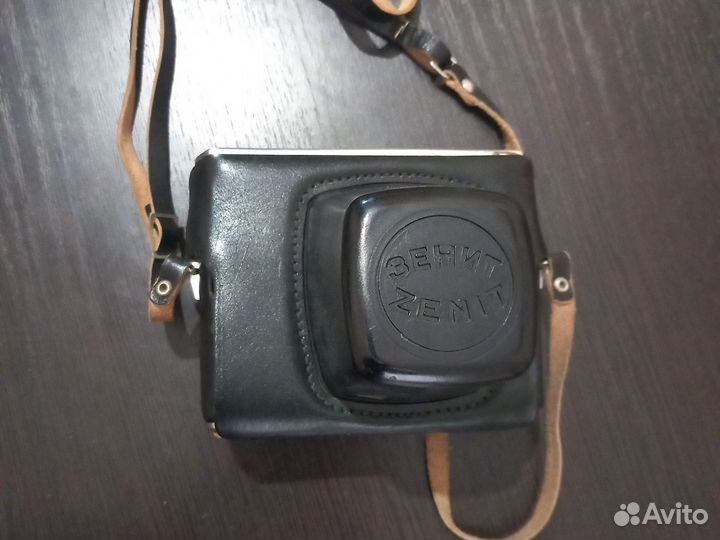 Зеркальный фотоаппарат Зенит TTL