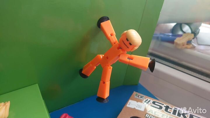 Игрушка Stikbot для создания мультфильма
