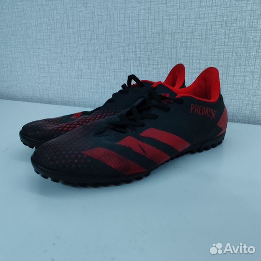 Футбольные сороконожки adidas predator