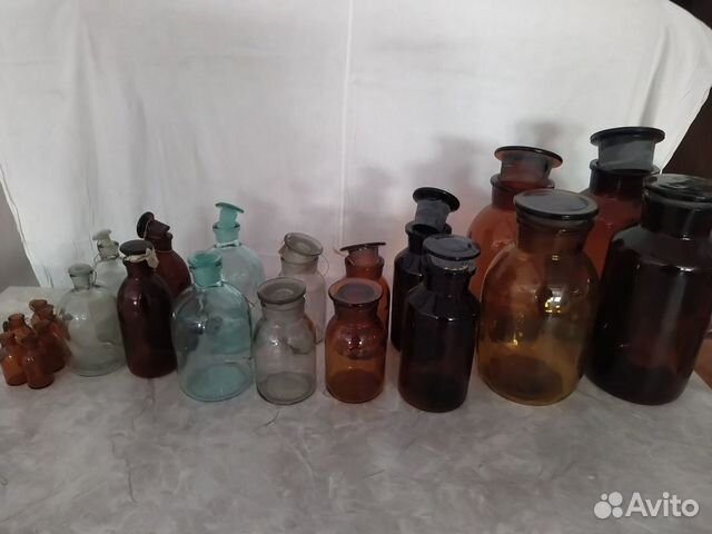 Банки из толстого стекла с притертой стек пробкой