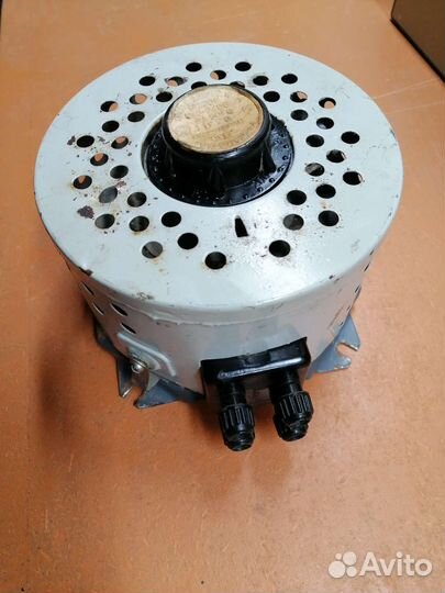 Лабораторный автотрансформатор