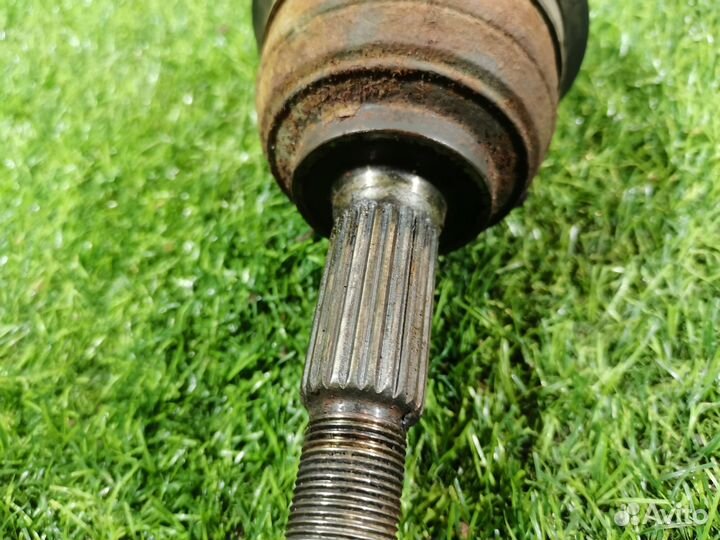 Правый привод Nissan Note E11 1.6 АКПП