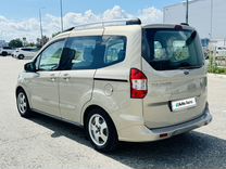 Ford Tourneo Courier 1.5 MT, 2015, 160 000 км, с пробегом, цена 1 367 000 руб.