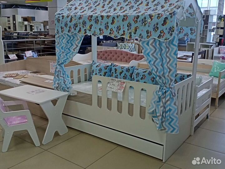Кроватка Домик
