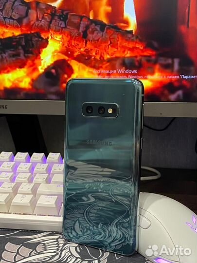 Samsung Galaxy S10e, 6/128 ГБ