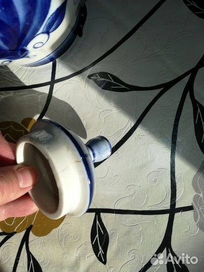 Чайник Гжель, салатник Юдашкин