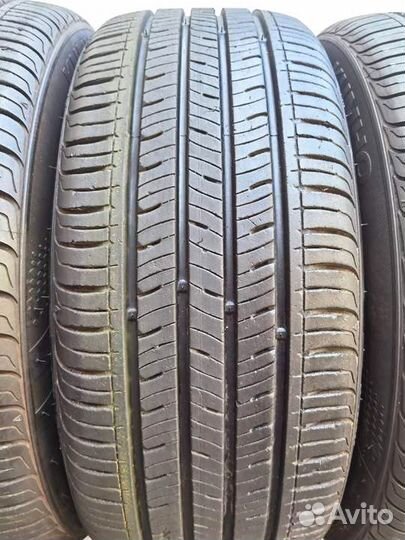 Kumho Solus TA31 215/50 R17 95V