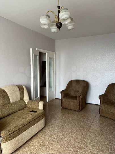 2-к. квартира, 49 м², 9/9 эт.