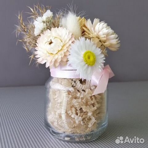 Нежная композиция в баночке