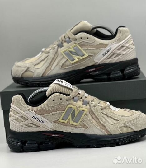 Удобные кроссовки New Balance 1906