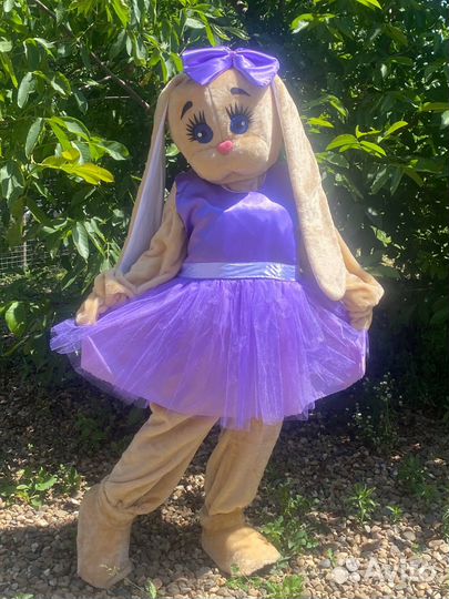 Поздравление от большого белого медведя