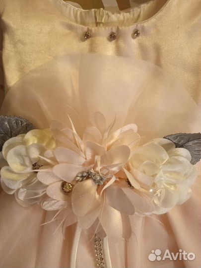 Праздничное платье.Стакан