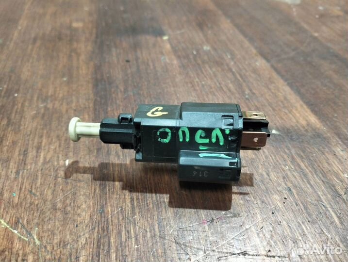 Датчик педали тормоза (лягушка) Opel Astra G