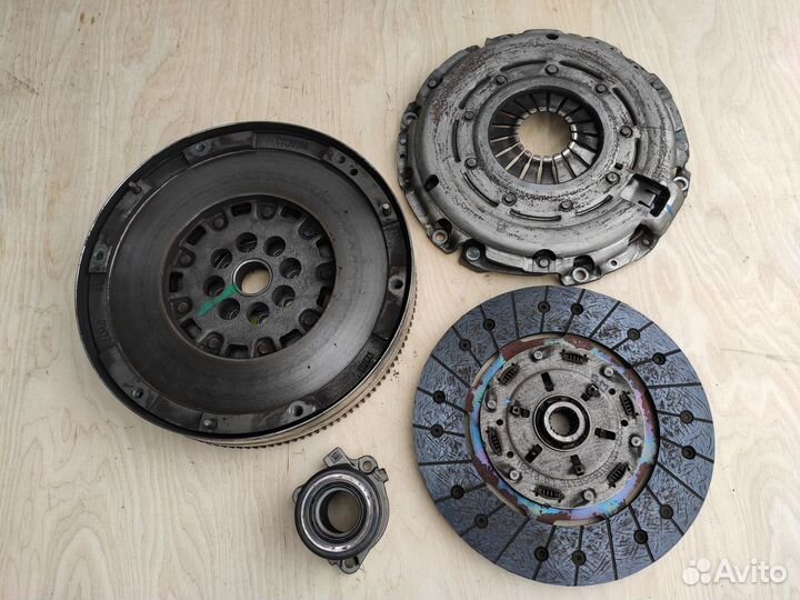 Комплект сцепления A17DTR на Opel Zafira B