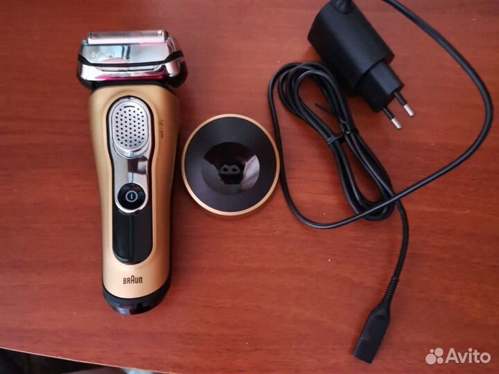 Електробритва Braun 9299s