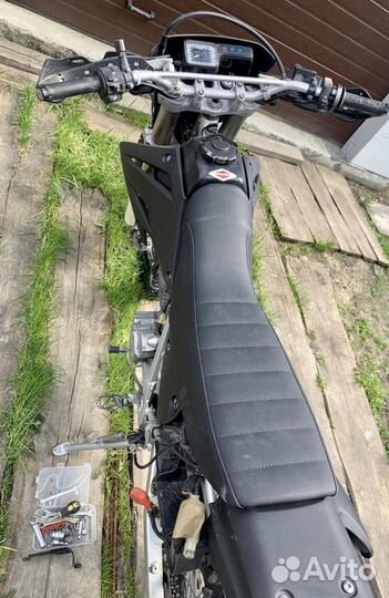 Кросс-эндуро Honda xr250