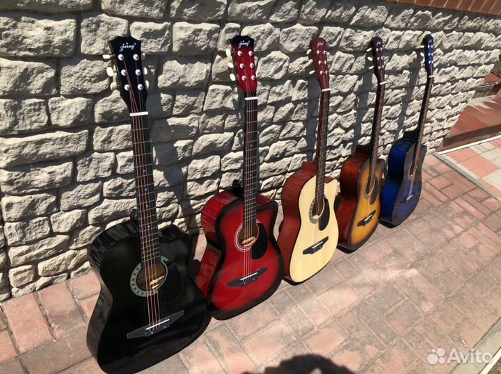 Гитара новая