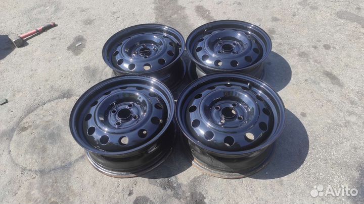 На салярис Рио р15