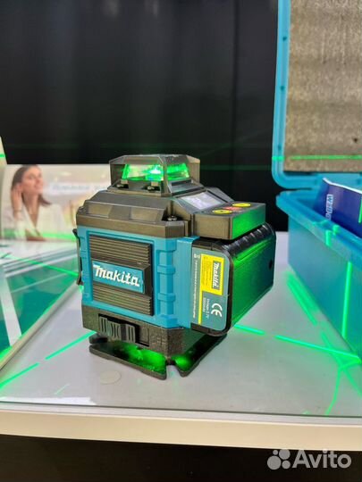 Лазерный уровень Makita 4D 16 линий