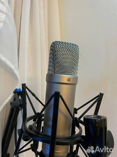 Студийный микрофон Rode NT1-A