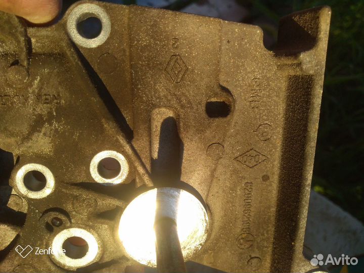 Насос водяной (помпа) Лада Ларгус/Логан 8 кл ориги