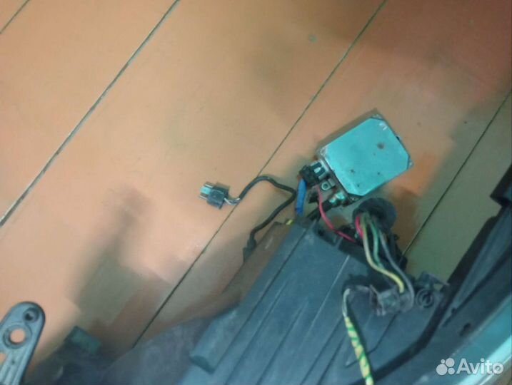 Фары ксенона линзовые Киа rio 3